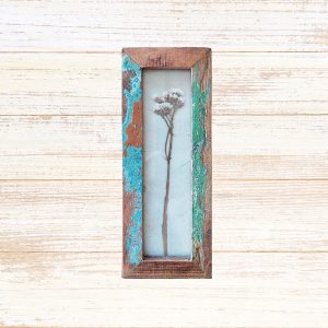 תמונת קיר לאורך בסמגרת מקורית של מרקו קאירי סגנון וינטאג׳ גווני ירוק כחול עץ טבעי בעיצוב כפרי של נייר ממוחזר ופרחים מיובשים